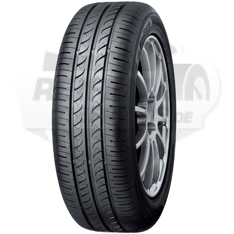 Yokohama Bluearth E70 215/45 R17 87W